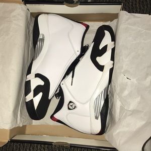 Air Jordan Retro 14 “Black Toe”